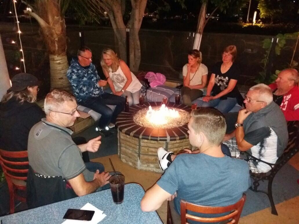 Abschied am Feuer
