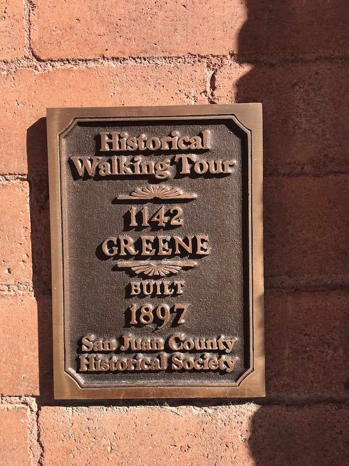 Twin Rocks Historic